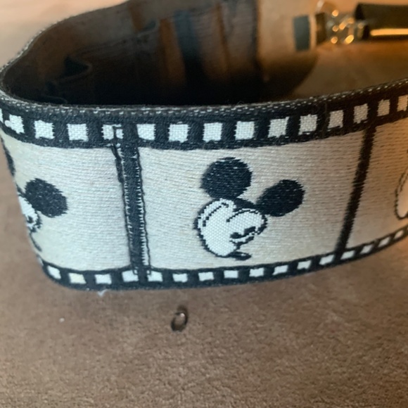 Vintage 1980s Mickey Mouse Camera Strap by Bobby Lee for Walt Disney Productions - Picture 5 of 12